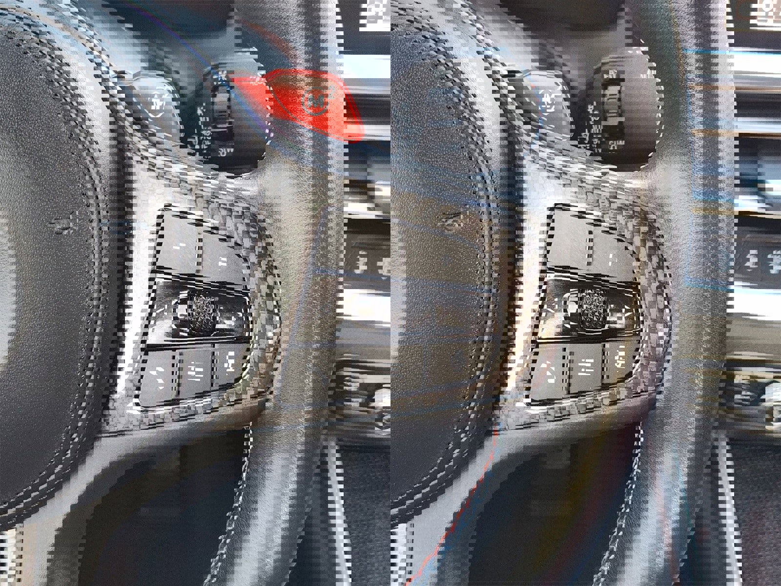 Used 2021 BMW M4 Coupe w/ M Carbon Exterior Package image 39