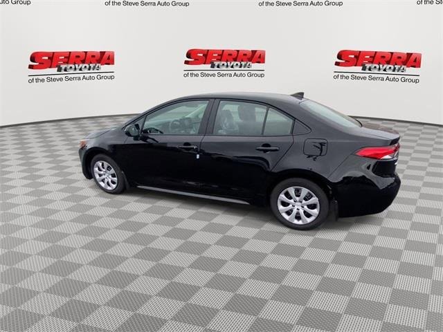 Used 2025 Toyota Corolla LE image 7