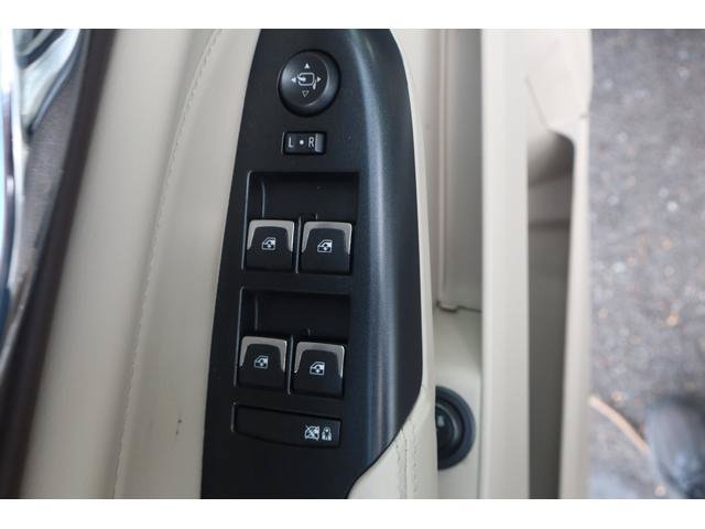 Used 2015 Cadillac SRX Luxury FWD image 12