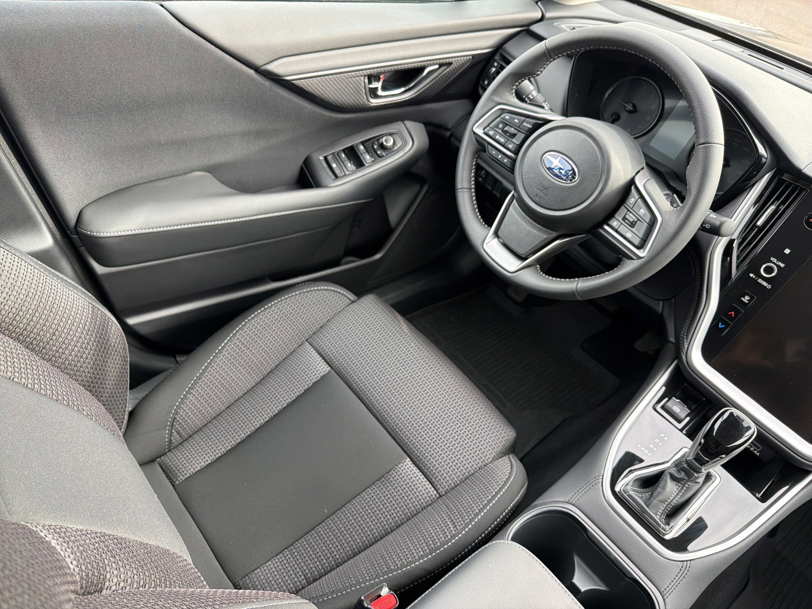 Certified 2025 Subaru Outback Premium w/ Popular Package #1A image 9