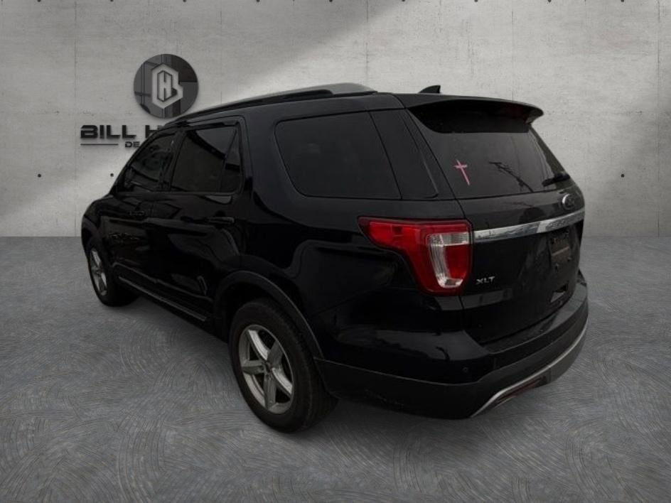 Used 2016 Ford Explorer XLT w/ Equipment Group 202A AWD/4WD image 6