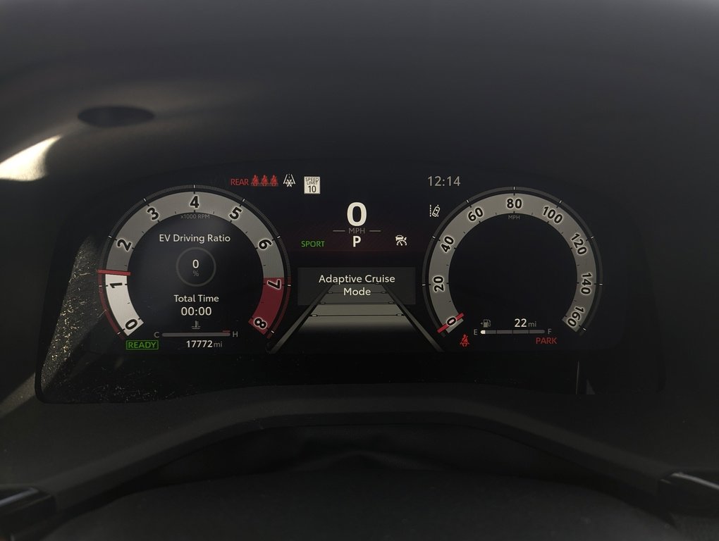 Used 2025 Toyota Camry XSE image 2