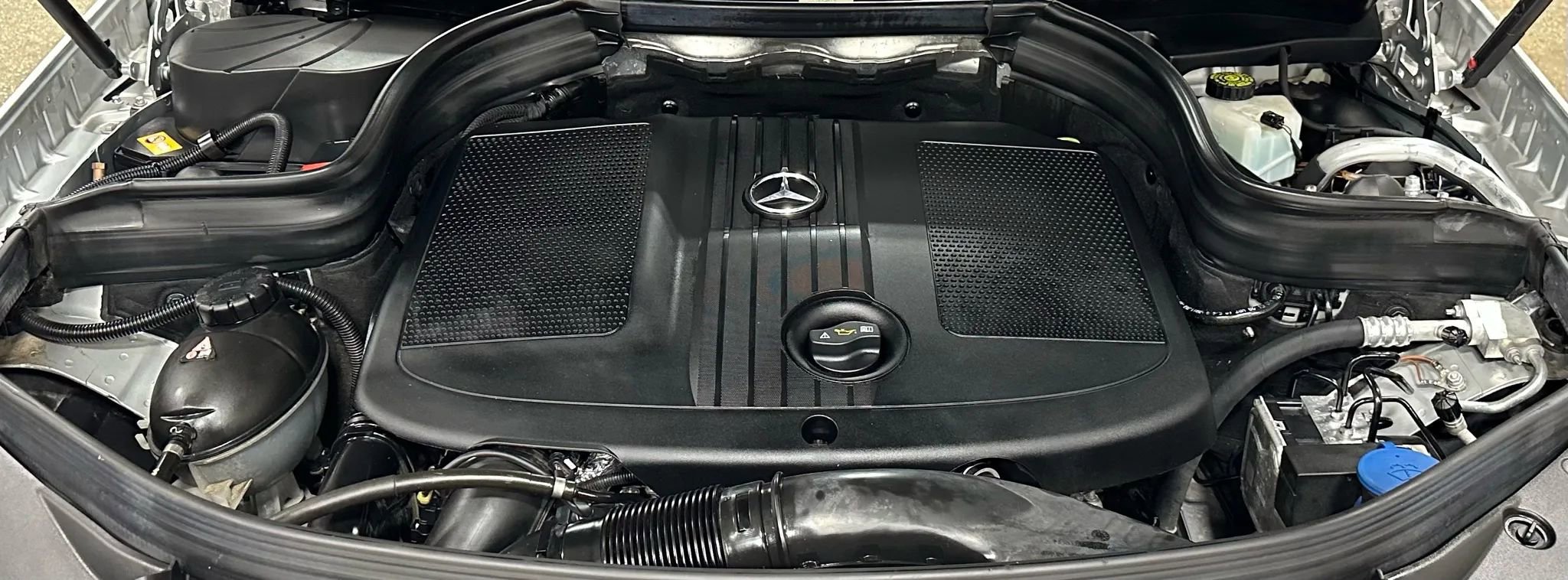 Used 2014 Mercedes-Benz GLK 250 BlueTEC 4MATIC image 10