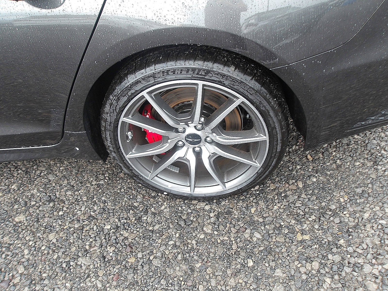 Used 2025 Genesis G70 2.5T image 23