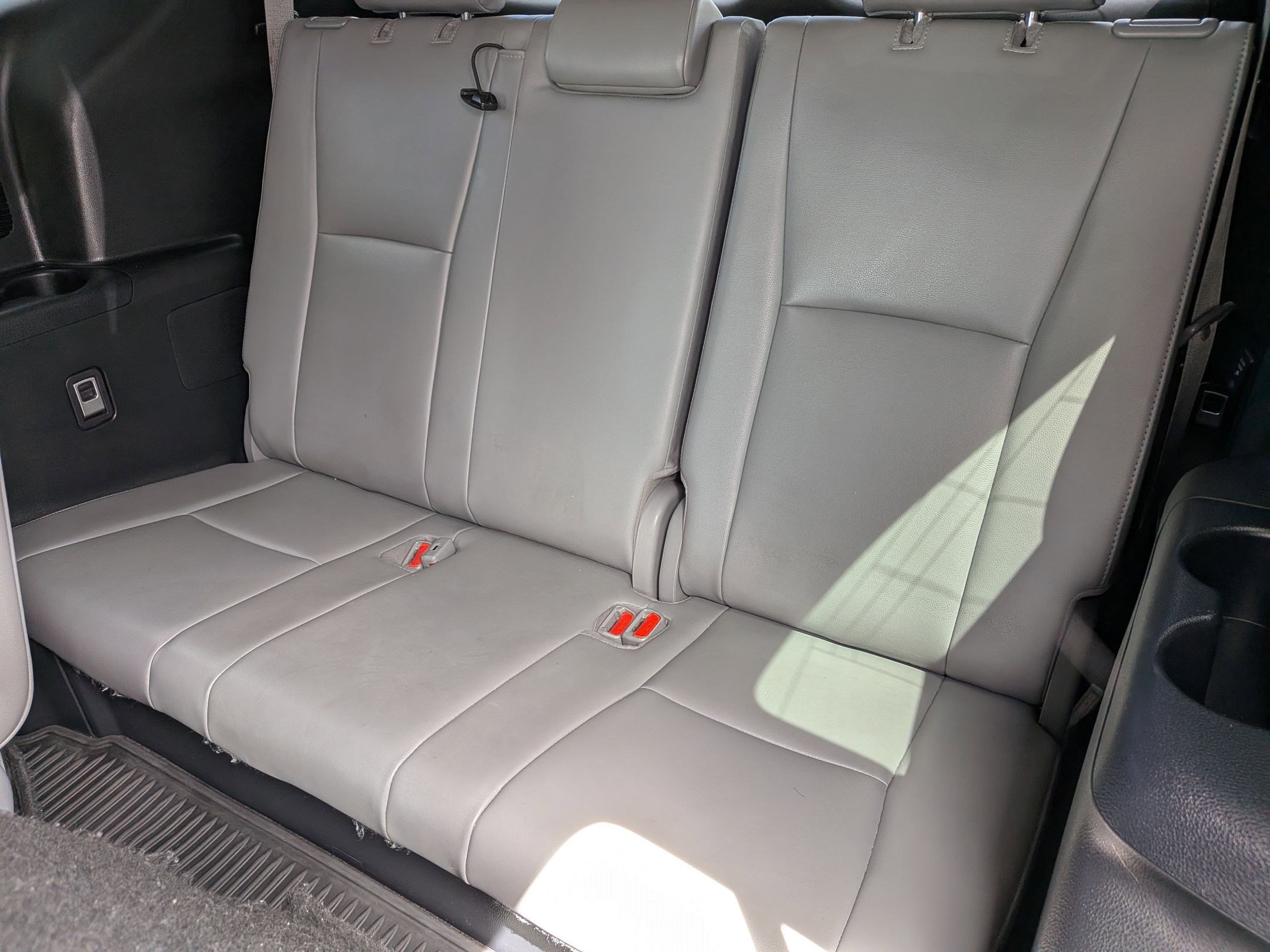 Used 2023 Toyota Highlander Limited AWD/4WD image 31