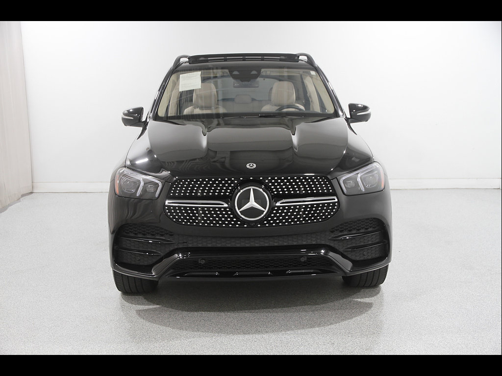 Used 2021 Mercedes-Benz GLE 450 4MATIC image 2