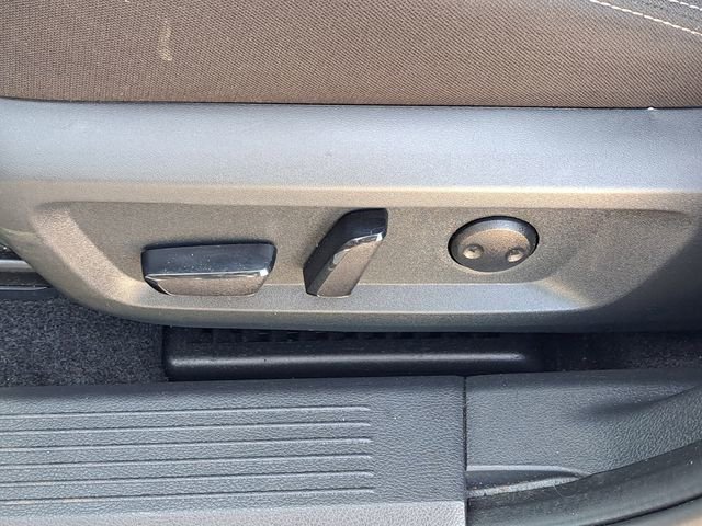 Used 2023 Nissan Rogue SV image 6