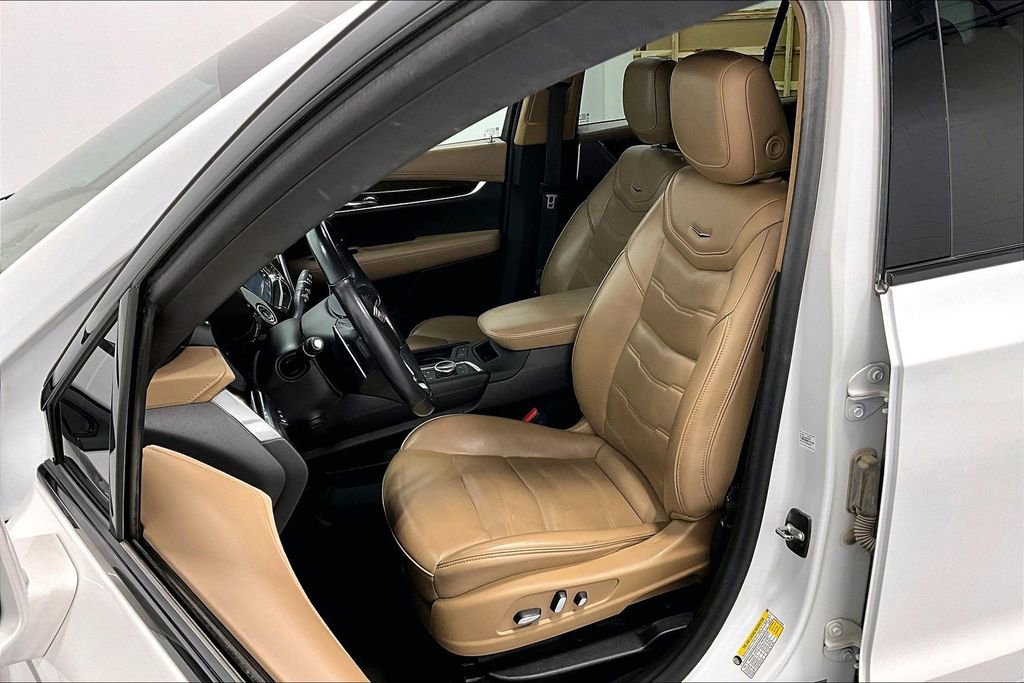 Used 2020 Cadillac XT6 Sport w/ Platinum Package image 33