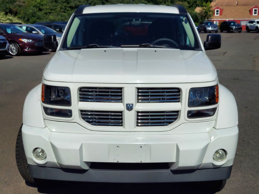 Used 2011 Dodge Nitro Heat AWD/4WD image 2