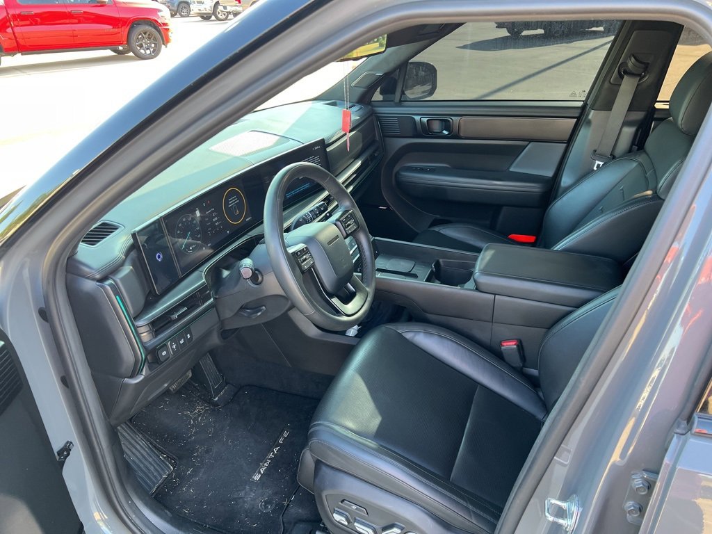 Used 2024 Hyundai Santa Fe Calligraphy image 7