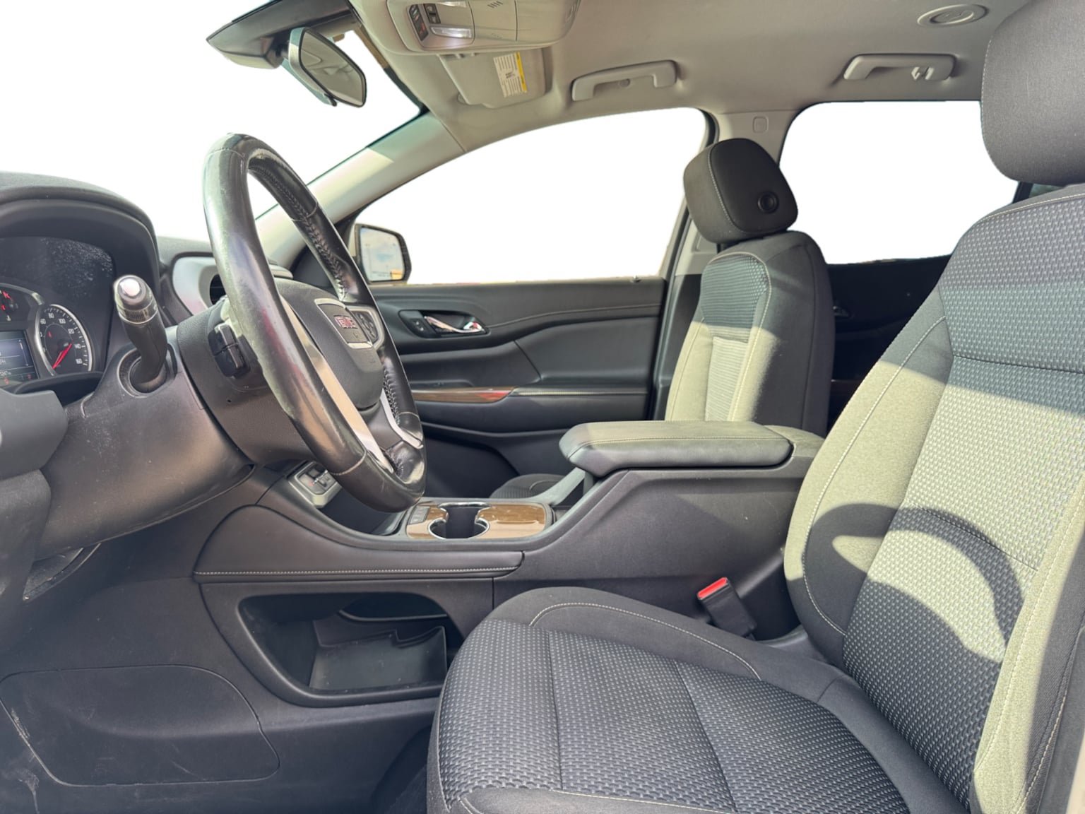 Used 2020 GMC Acadia SLE FWD image 10