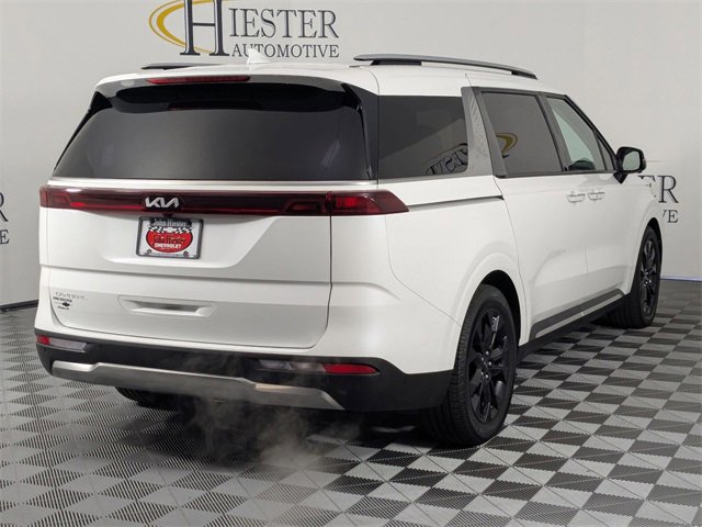 Used 2023 Kia Carnival SX image 7