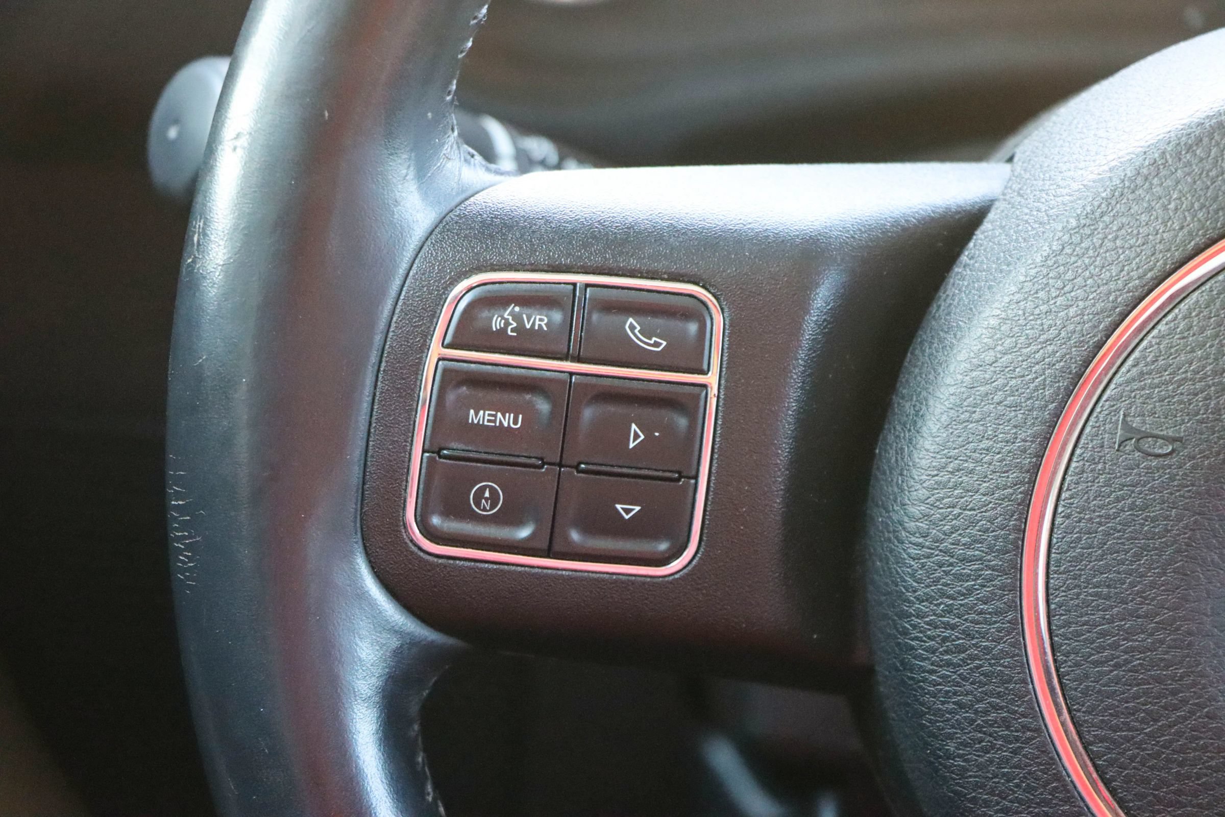 Used 2015 Jeep Wrangler Unlimited Sahara w/ Connectivity Group AWD/4WD image 26