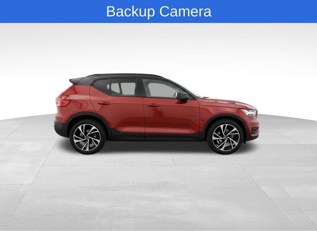 Used 2021 Volvo XC40 T5 R-Design w/ Advanced Package image 8