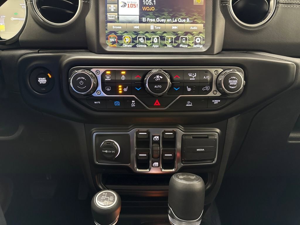 Used 2022 Jeep Wrangler Unlimited Sahara w/ Cold Weather Group image 20