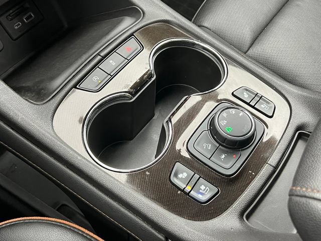 Used 2023 GMC Acadia AT4 w/ Technology Package AWD/4WD image 33