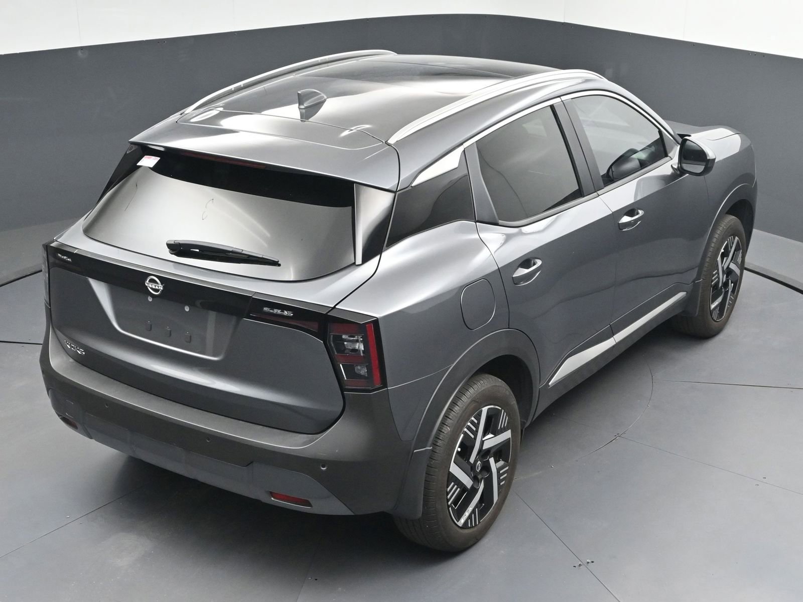Certified 2025 Nissan Kicks SV w/ SV Premium Package FWD image 32