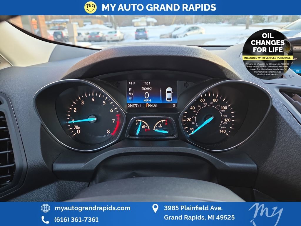 Used 2017 Ford Escape SE w/ SE Sport Appearance Package image 31
