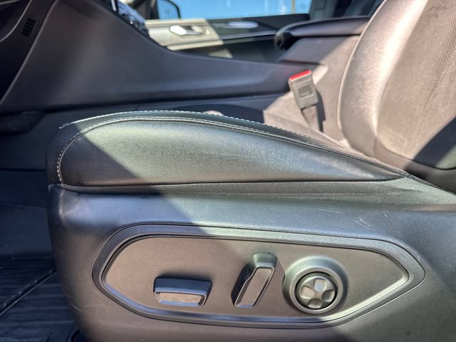 Used 2023 Jeep Grand Cherokee L Laredo AWD/4WD image 17