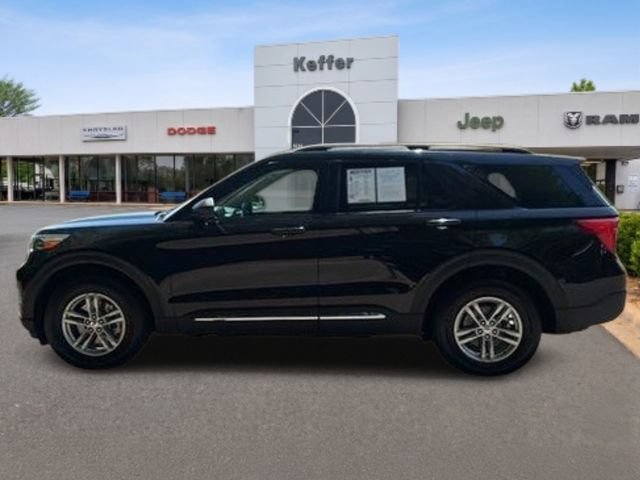 Used 2021 Ford Explorer XLT w/ Class III Trailer Tow Package AWD/4WD image 2