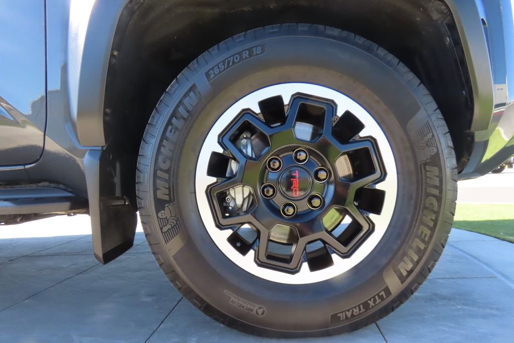 Used 2025 Toyota 4Runner TRD Off-Road image 28