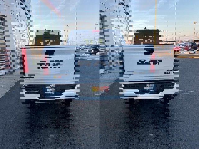New 2026 RAM 1500 4x4 Crew Cab image 5
