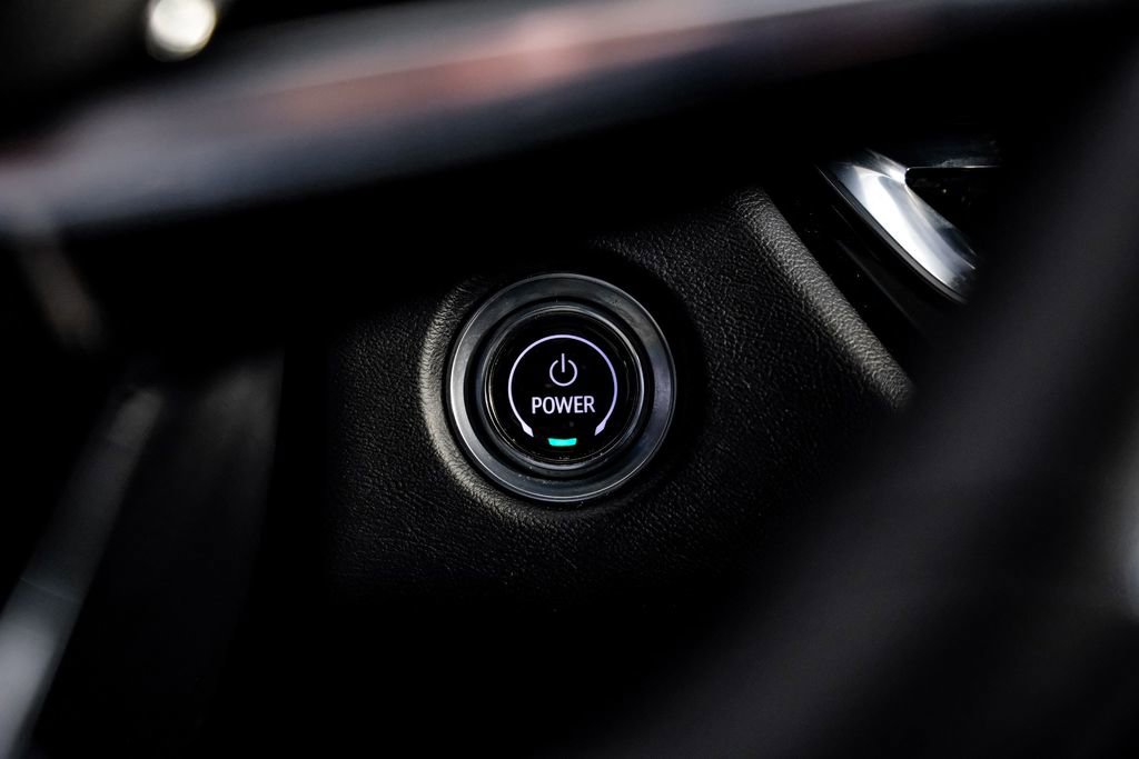 Used 2024 Cadillac Lyriq Luxury w/ LPO, Floor Liner Package image 20