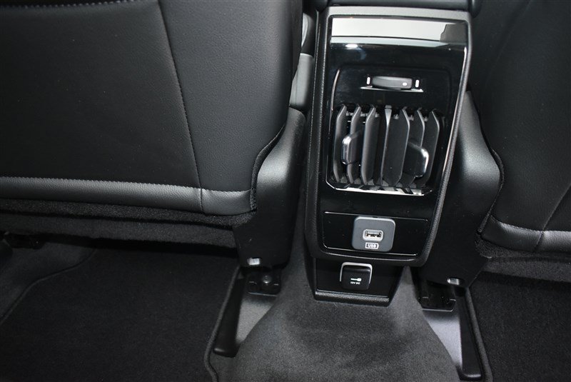 Used 2022 Jeep Compass Limited w/ Sun and Sound Group image 33