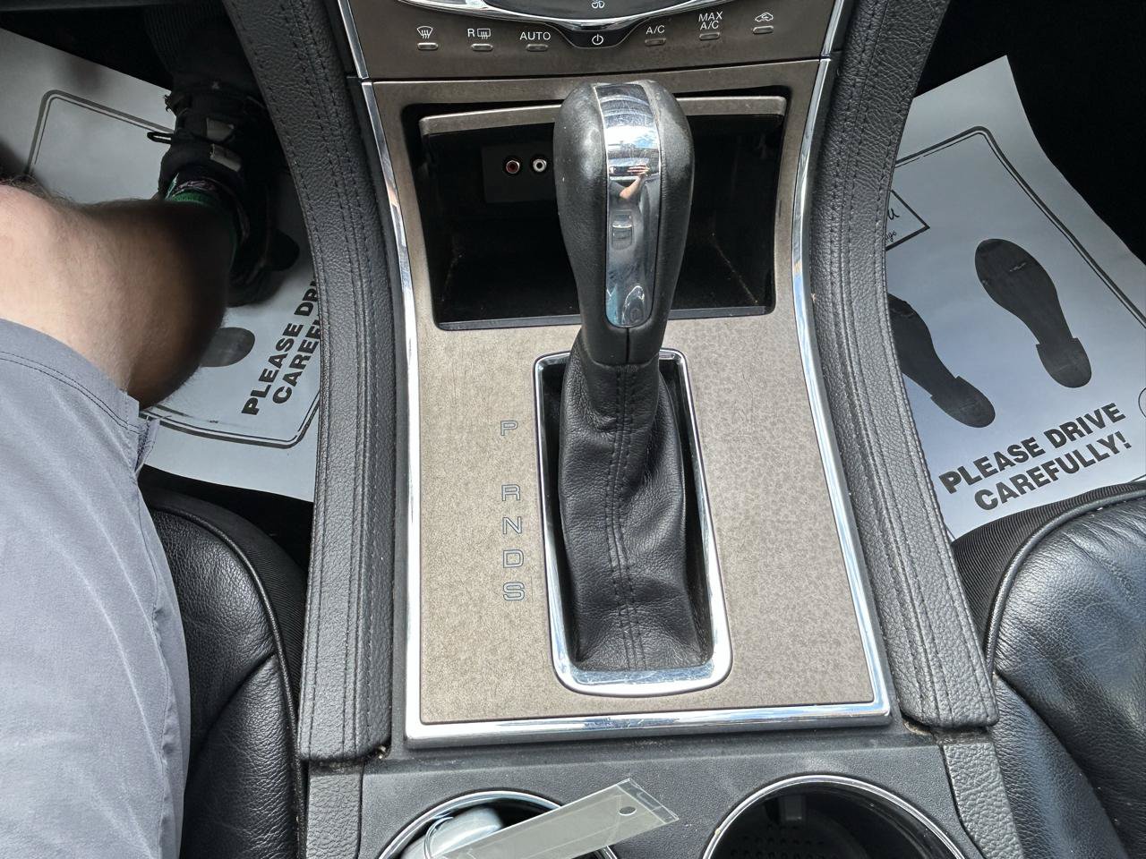 Used 2014 Lincoln MKX AWD w/ Equipment Group 101A image 26