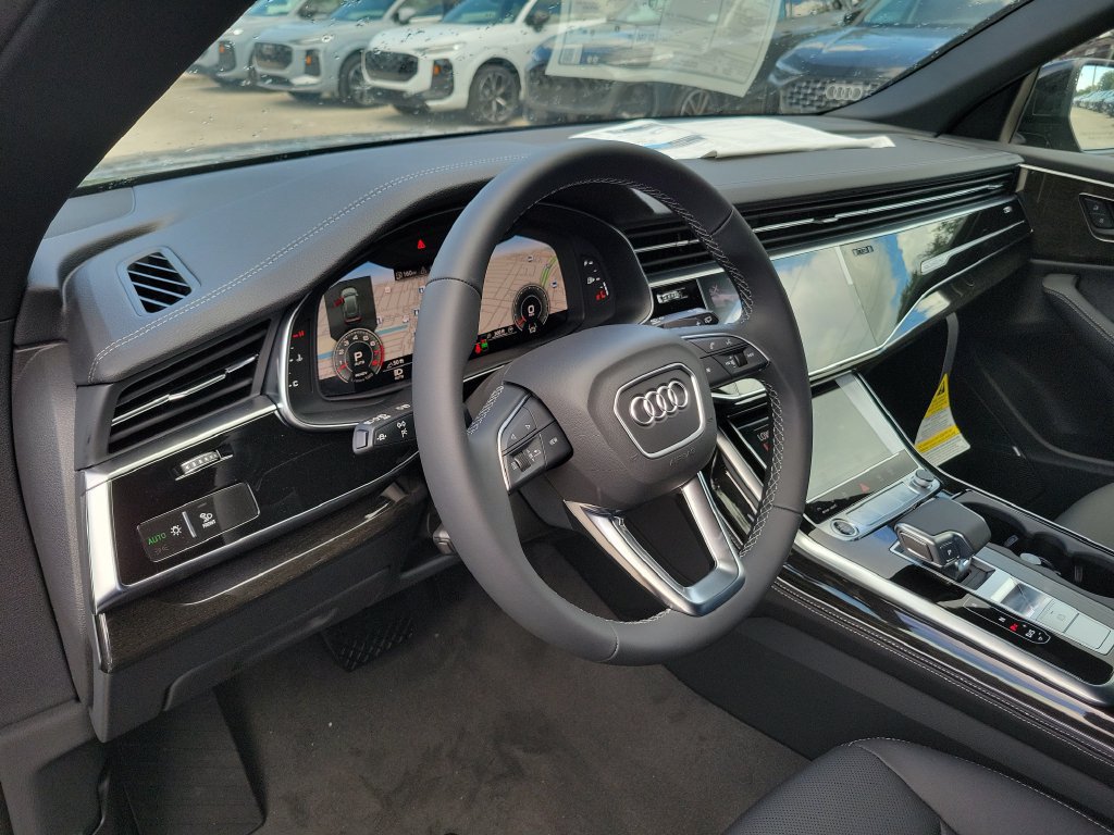 New 2027 Audi Q8 Premium Plus AWD/4WD image 7