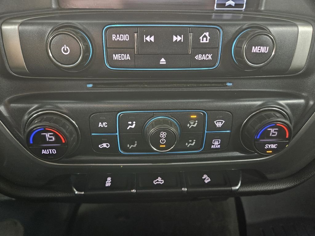 Used 2018 Chevrolet Silverado 2500 LT image 24