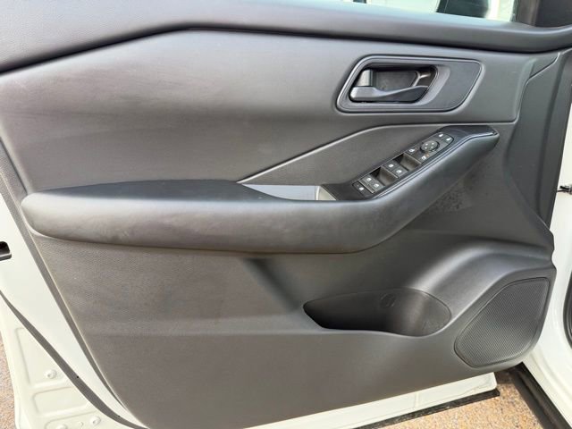 Certified 2025 Nissan Rogue S image 11