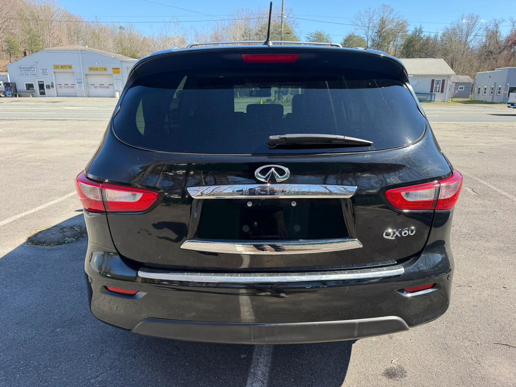 Used 2014 INFINITI QX60 AWD w/ Premium Plus Package image 10