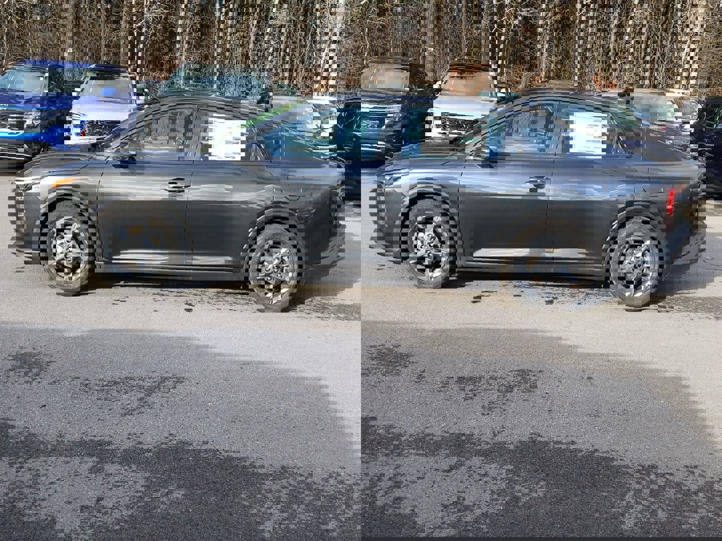 New 2025 Kia K4 LXS image 4