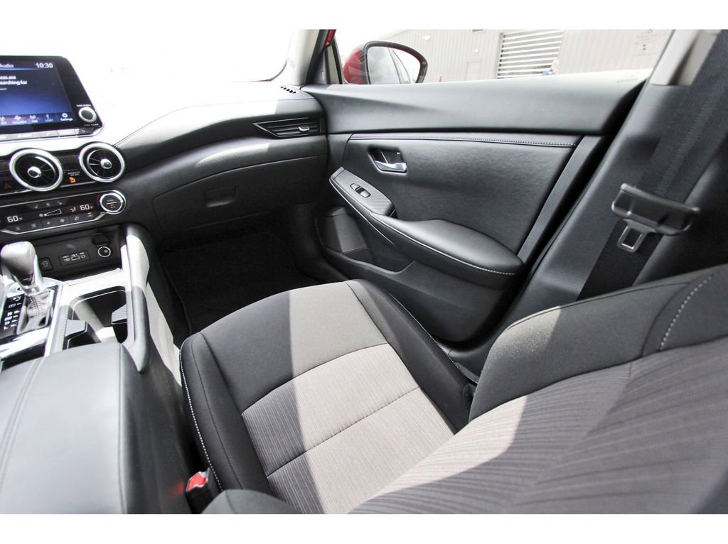 Used 2025 Nissan Sentra SV w/ All-Weather Package FWD image 12