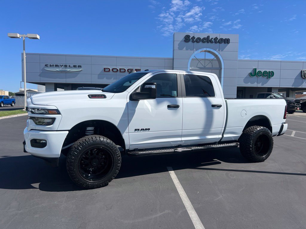 Used 2025 RAM 2500 Big Horn AWD/4WD image 26