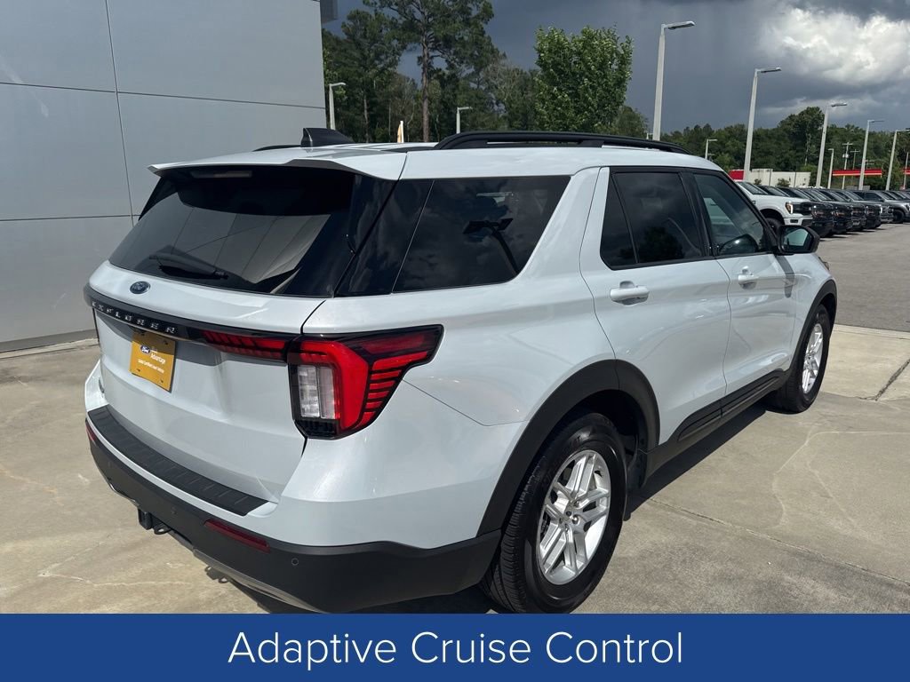 Certified 2026 Ford Explorer Active w/ Active Comfort Package RWD image 6