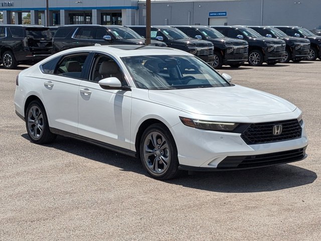 Used 2024 Honda Accord EX-L image 3