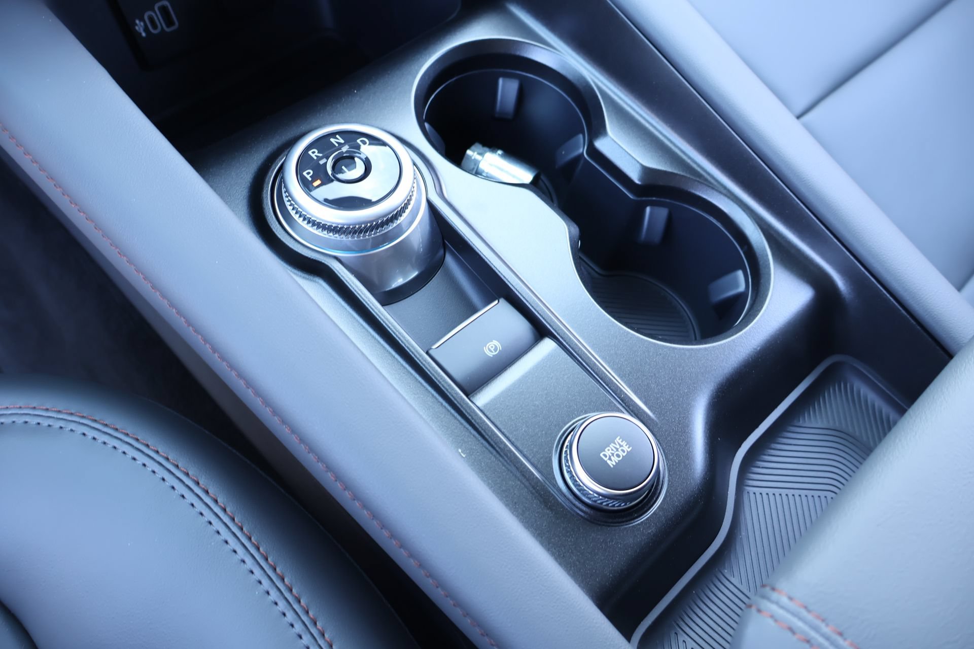 New 2026 Ford Explorer Active w/ Active Comfort Package AWD/4WD image 9
