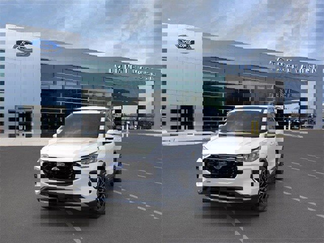 New 2023 Ford Escape SE image 2