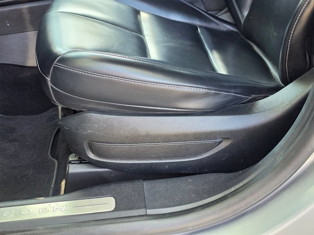 Used 2021 Lincoln Corsair FWD image 19