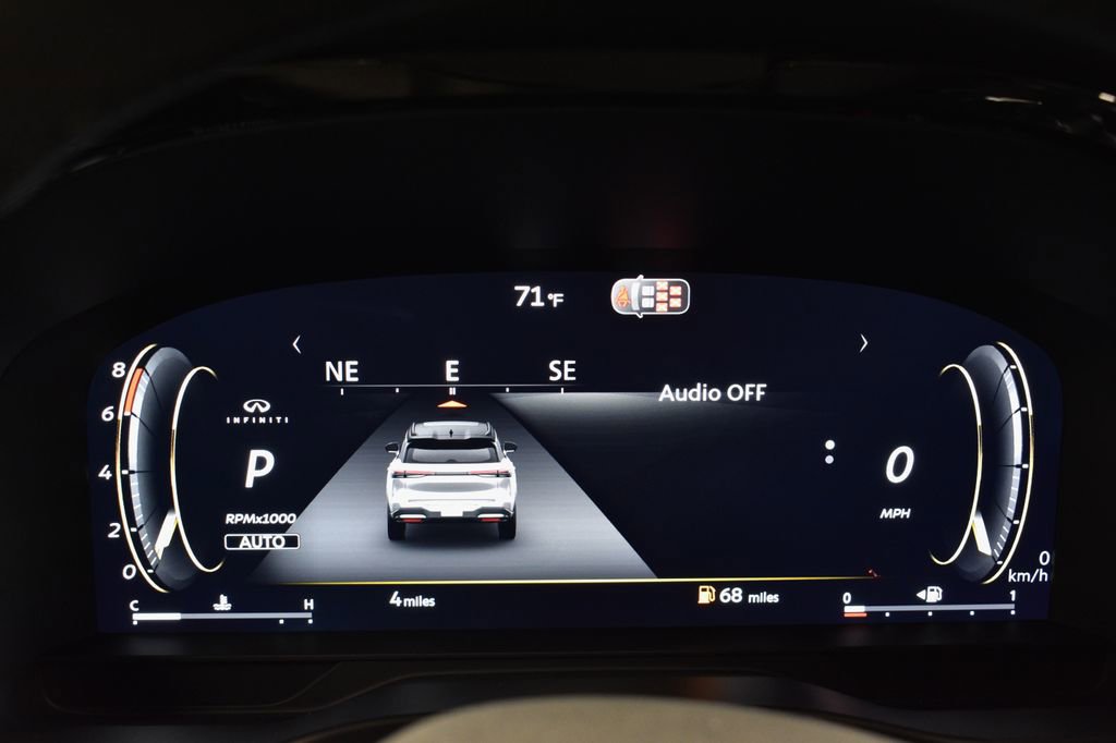 New 2026 INFINITI QX60 Luxe w/ Family Package image 21