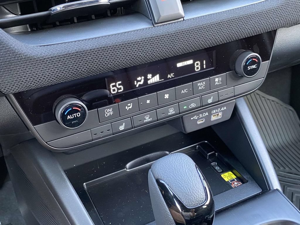 New 2026 Subaru Outback Limited AWD/4WD image 18