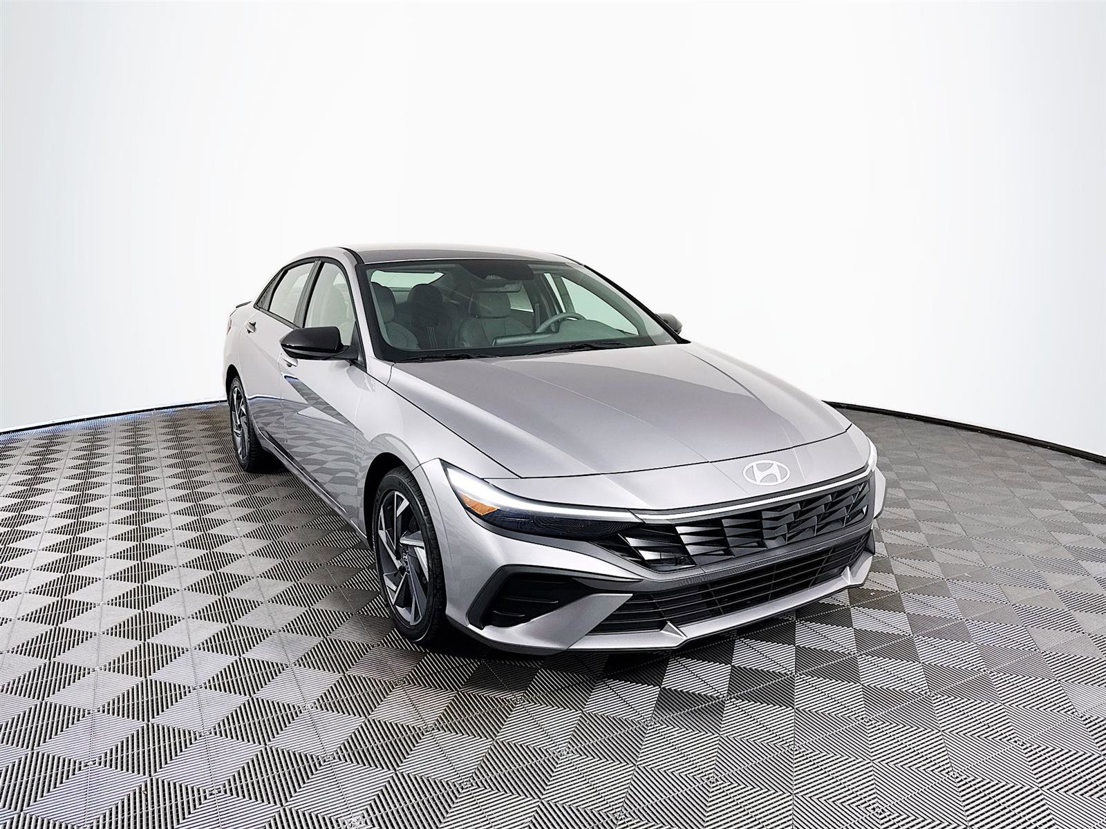 New 2025 Hyundai Elantra Sport image 1
