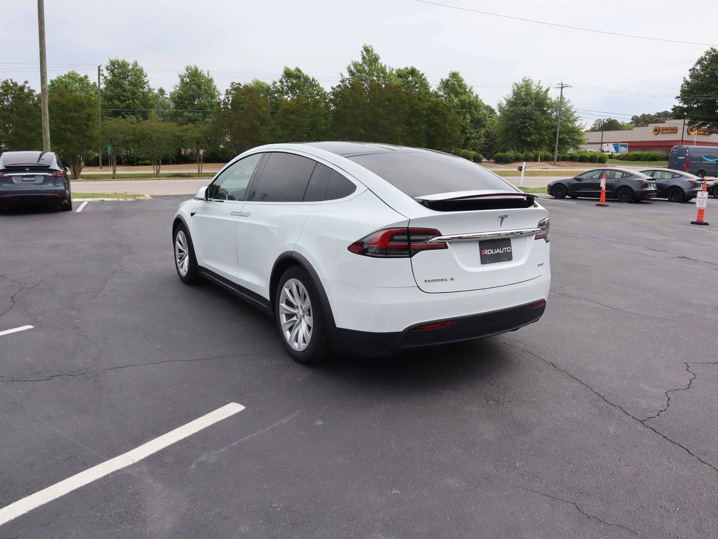 Used 2018 Tesla Model X 100D AWD/4WD image 14