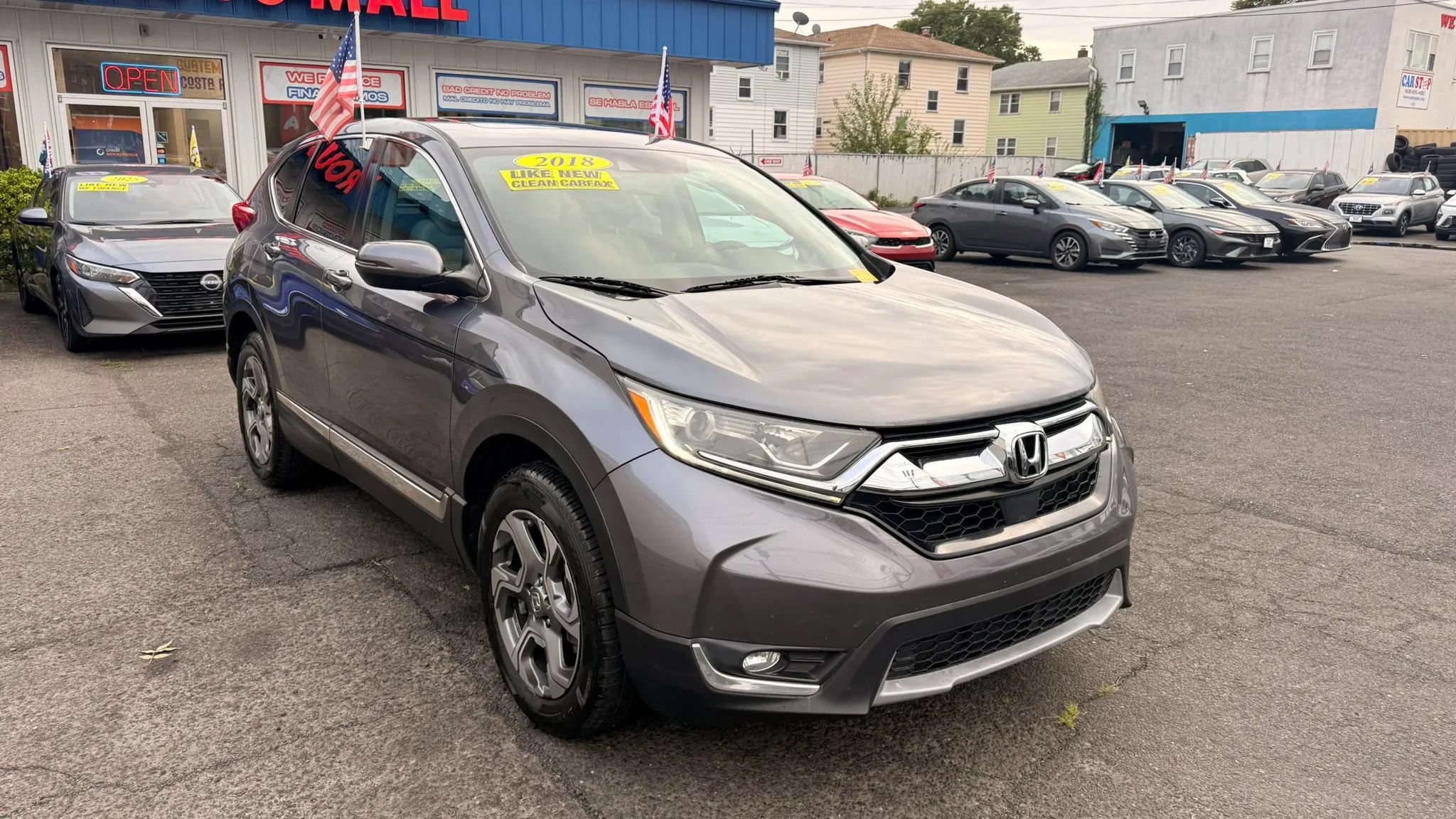 Used 2018 Honda CR-V EX image 2