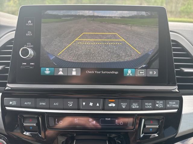 New 2026 Honda Odyssey Touring image 24