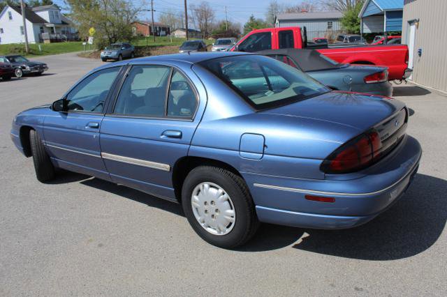 Used 1998 Chevrolet Lumina Sedan w/ Preferred Equipment Group 1 FWD image 3