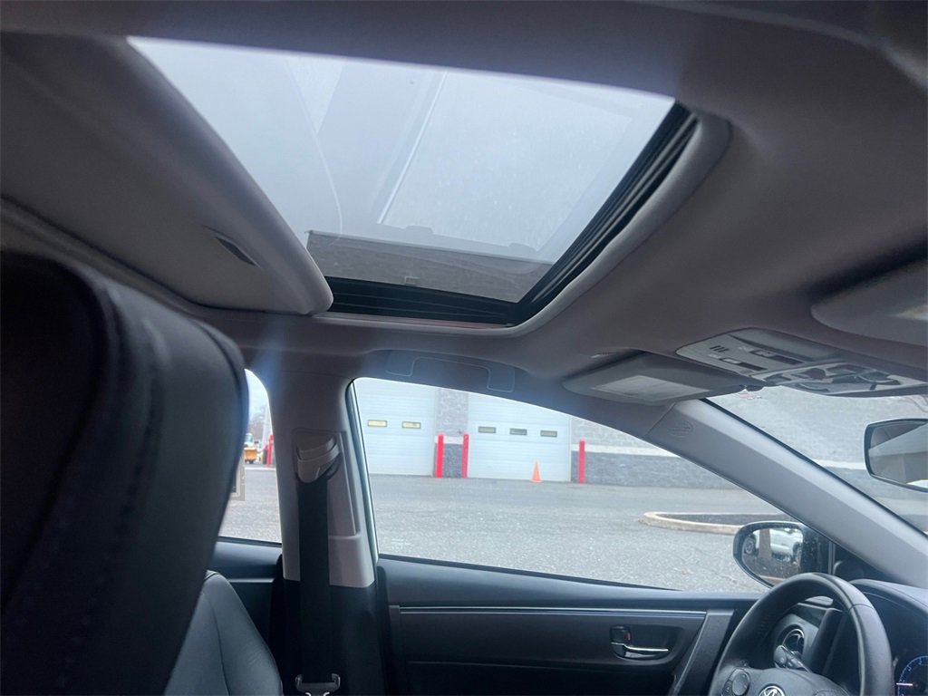 Used 2019 Toyota Corolla SE image 20