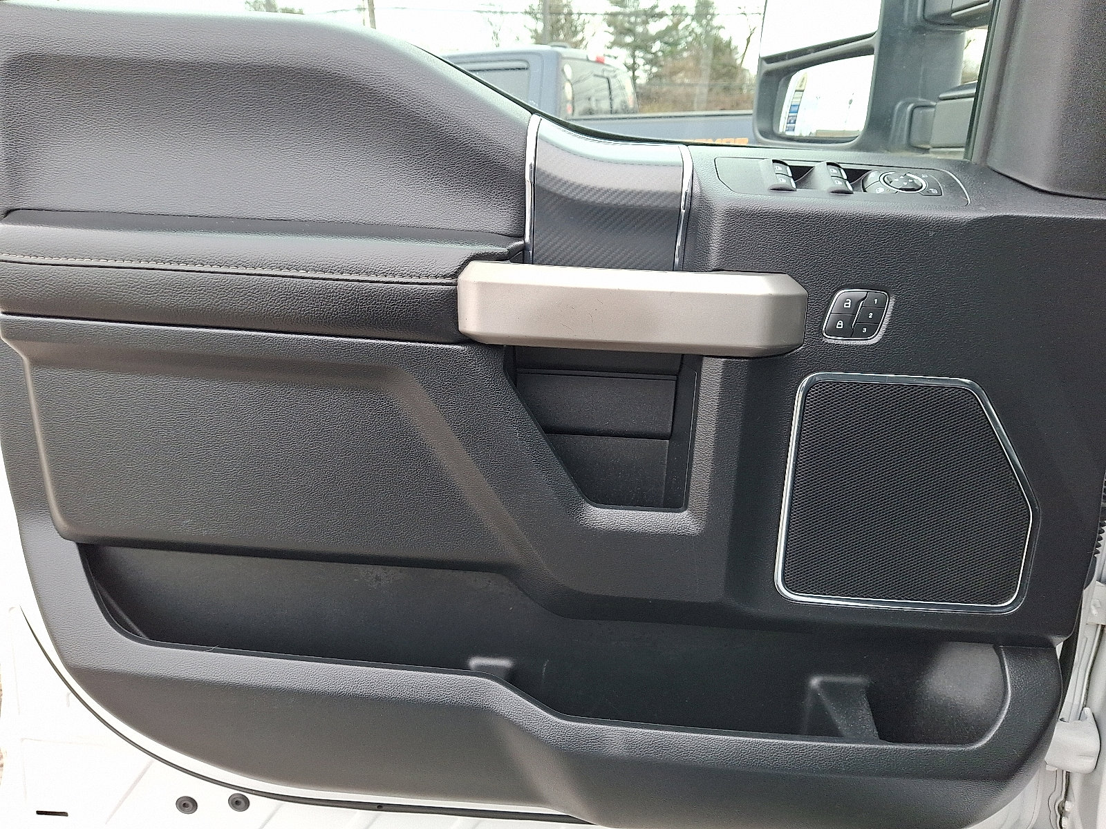Certified 2019 Ford F150 Lariat w/ Equipment Group 502A Luxury image 12
